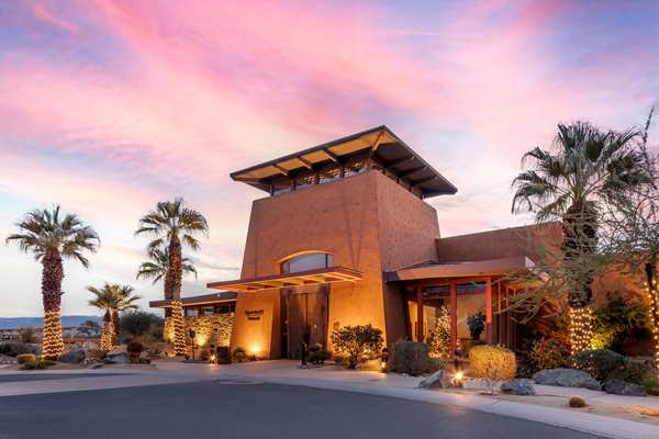 Exterior view - Hilton Grand Vacations Club Palm Desert Resort