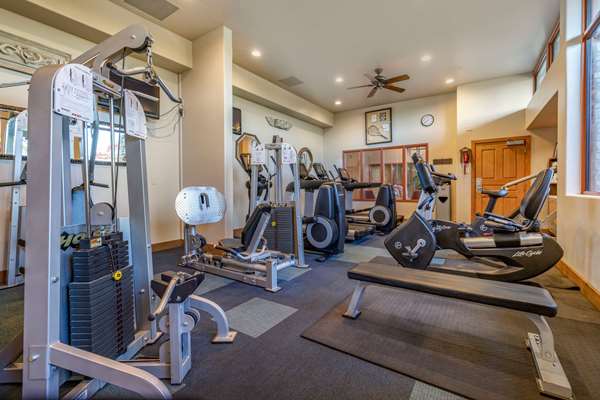 Fitness/ Exercise Room - Hilton Grand Vacations Club Palm Desert Resort