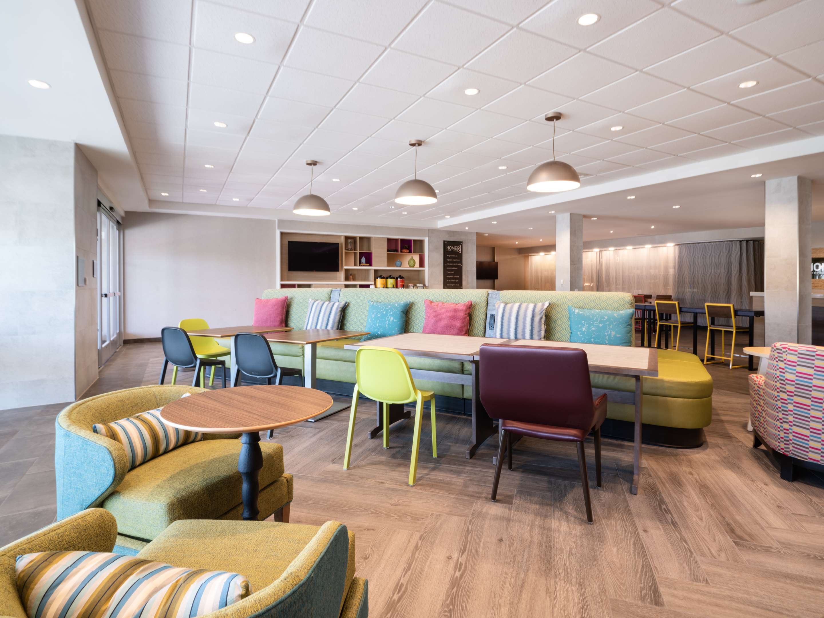 Lobby | Home2 Suites By Hilton Santa Rosa Beach