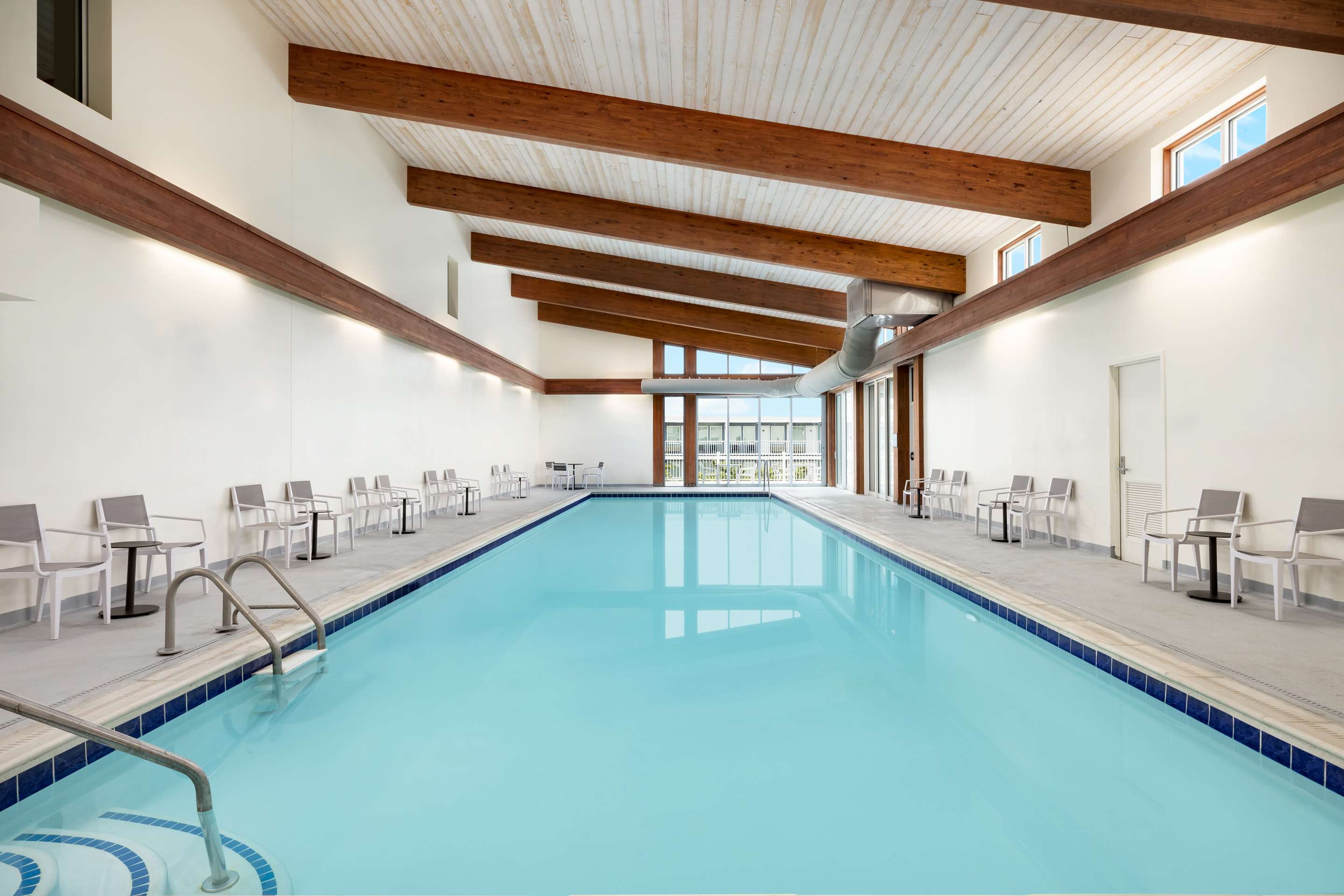 Pool | Hilton Garden Inn Ocean City Oceanfront