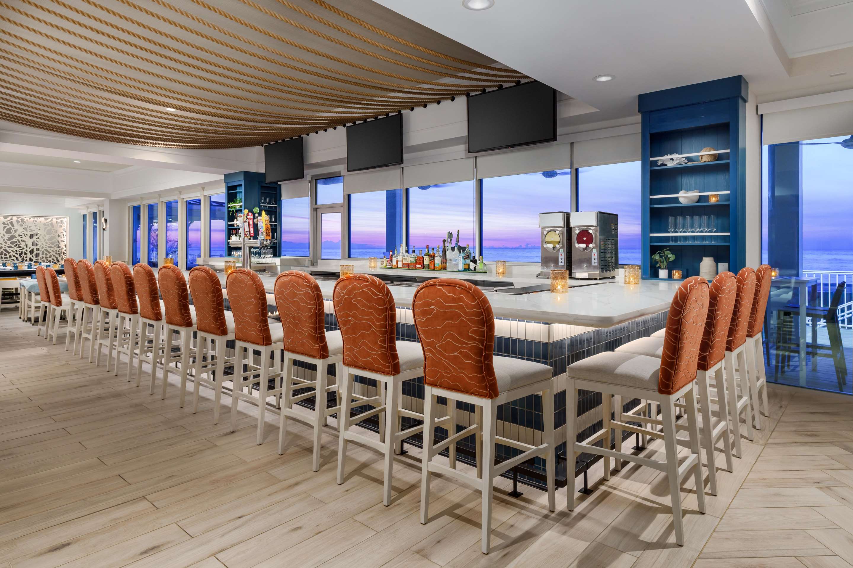 BarLounge | Hilton Garden Inn Ocean City Oceanfront