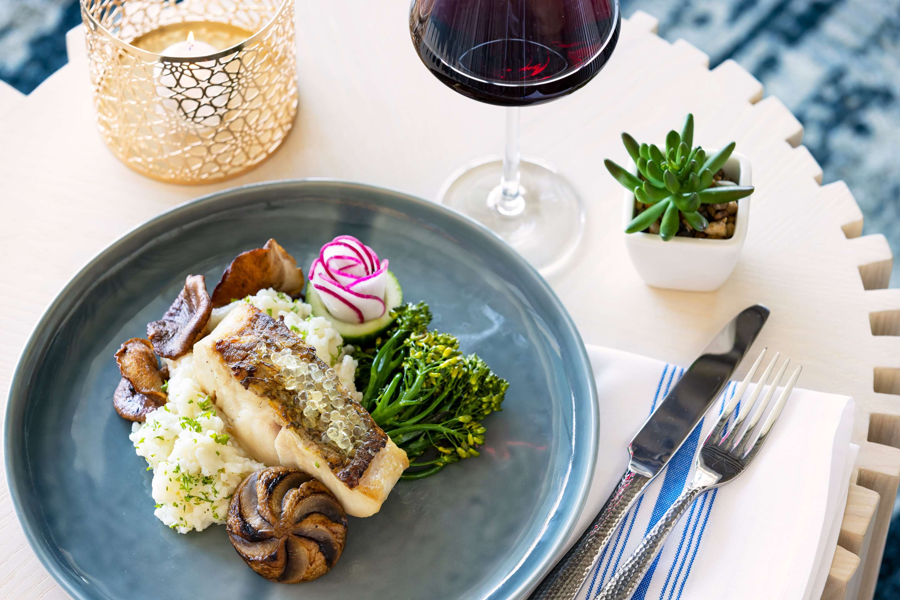 Restaurant | Hilton Garden Inn Ocean City Oceanfront