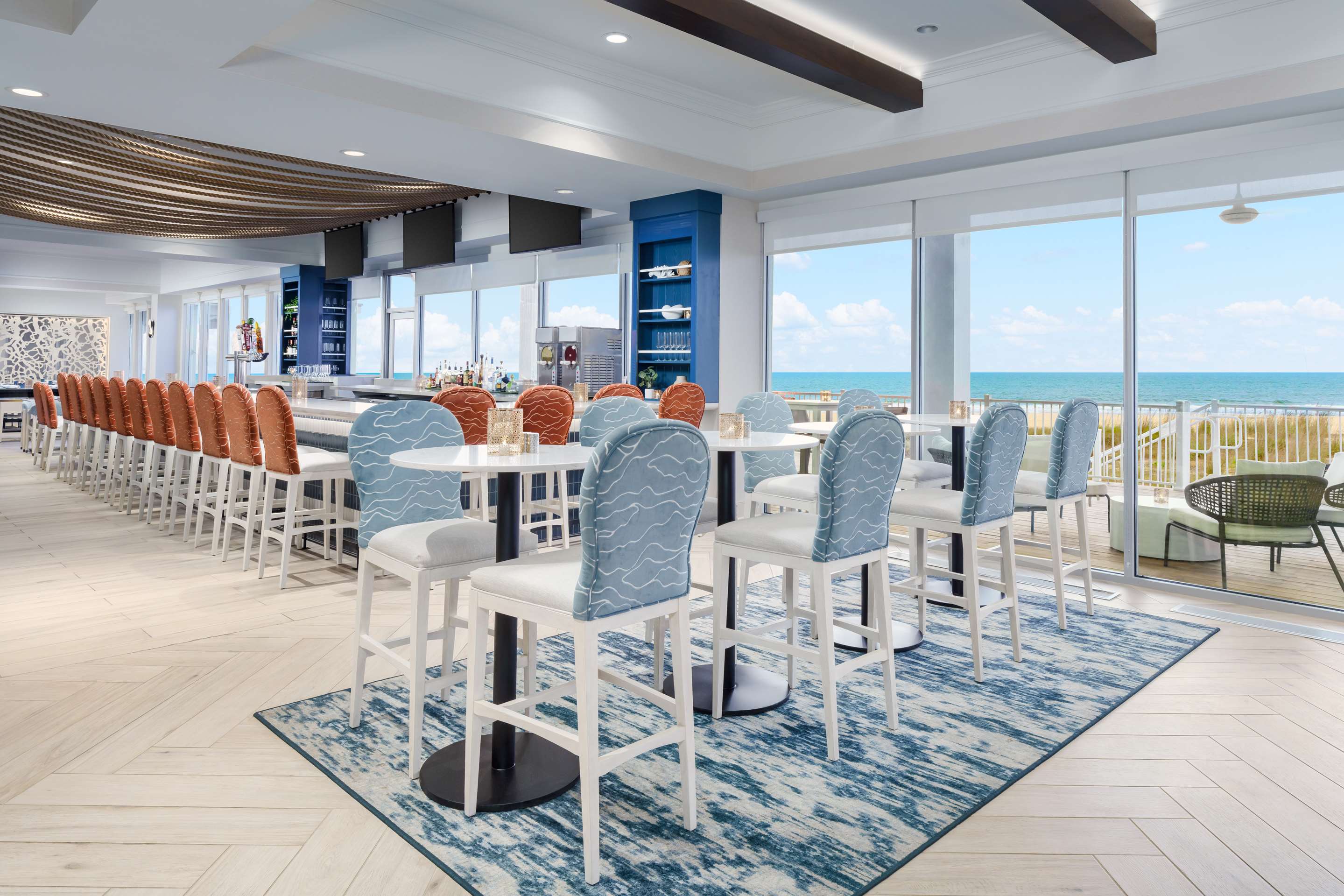 BarLounge | Hilton Garden Inn Ocean City Oceanfront