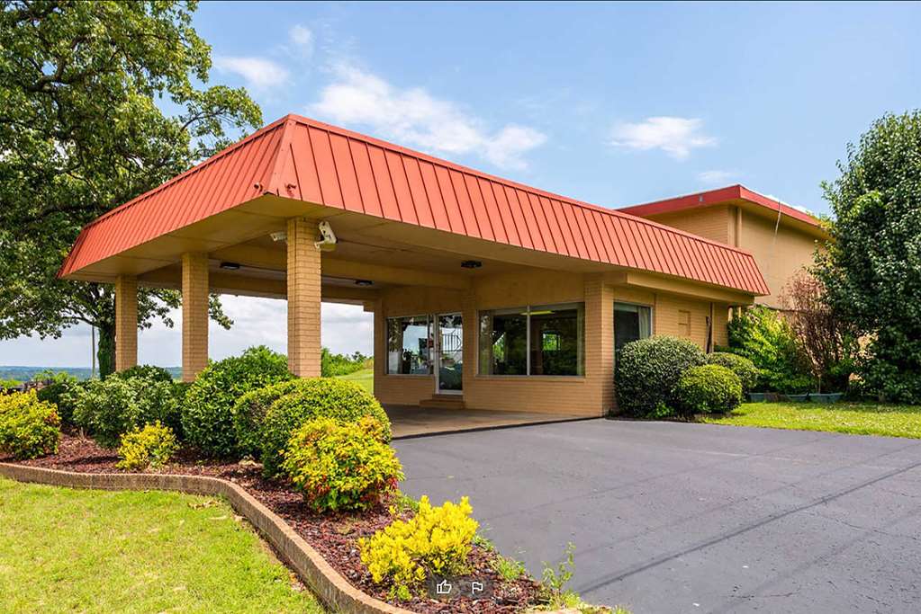 Days Inn by Wyndham Batesville