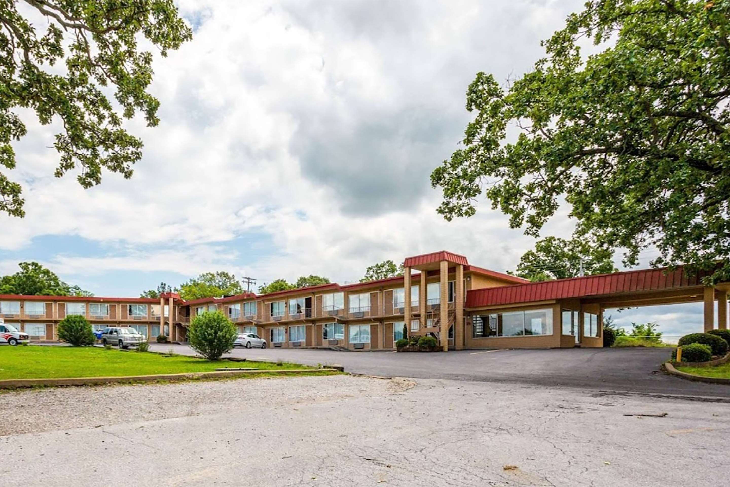 Exterior | Days Inn by Wyndham Batesville AR