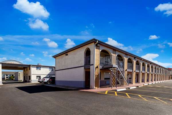 Exterior view - Signature Inn Galleria Houston