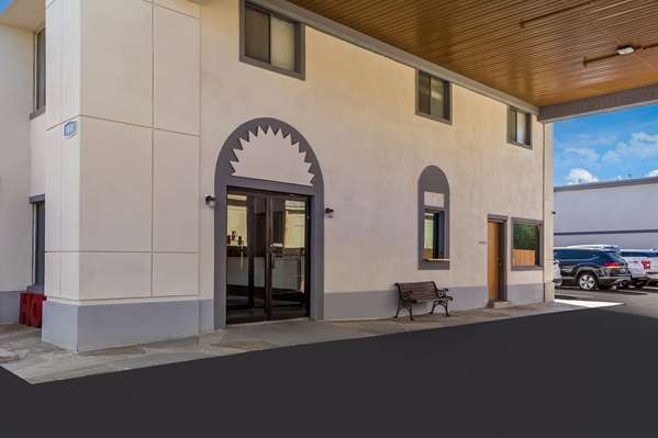 Exterior view - Signature Inn Galleria Houston