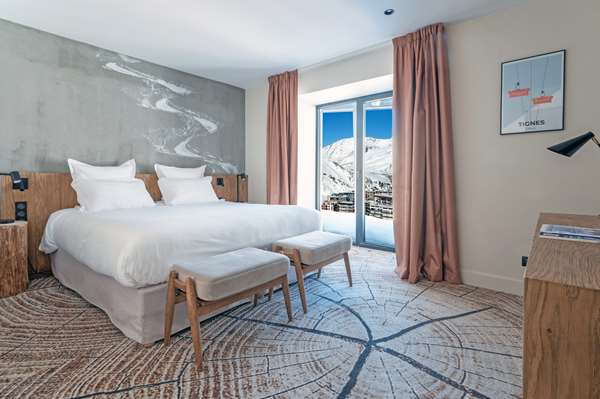 VOULEZVOUS HOTEL - Photo 12
