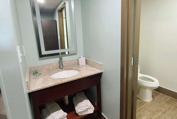  - Wingate by Wyndham Hotel Kill Devil Hills