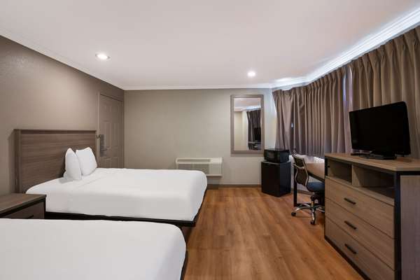  - Econo Lodge Vallejo - I-80, Exit 32