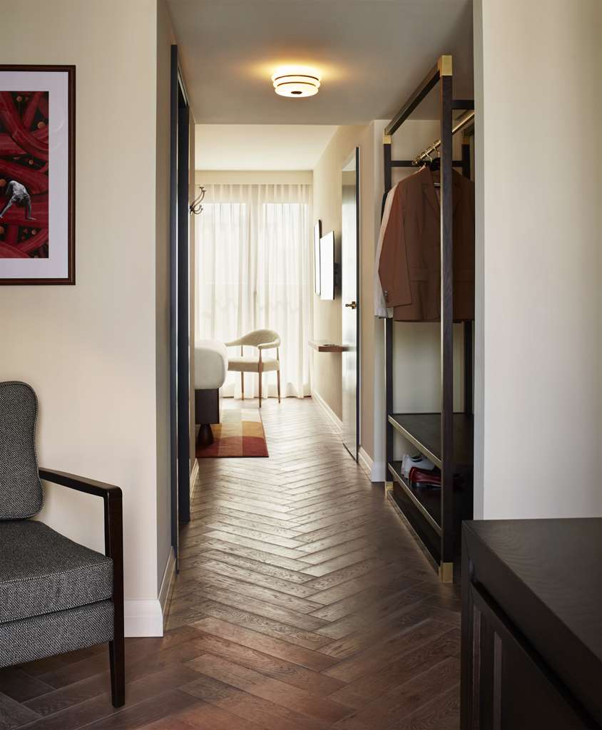 Guest photo