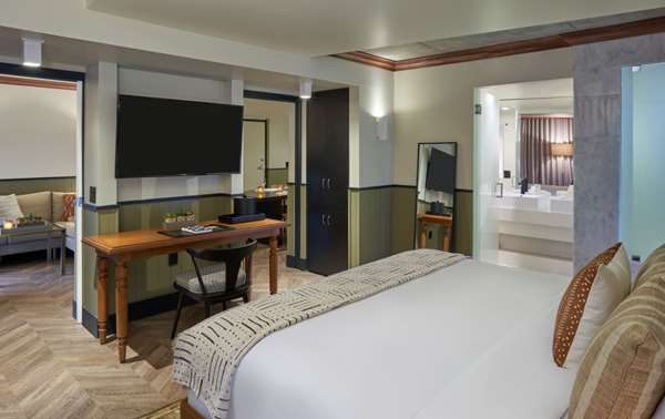 Suite - Balfour Hotel Miami Beach