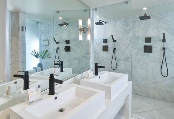 Suite - Balfour Hotel Miami Beach