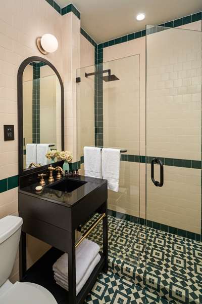  - Balfour Hotel Miami Beach