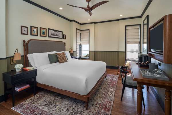  - Balfour Hotel Miami Beach