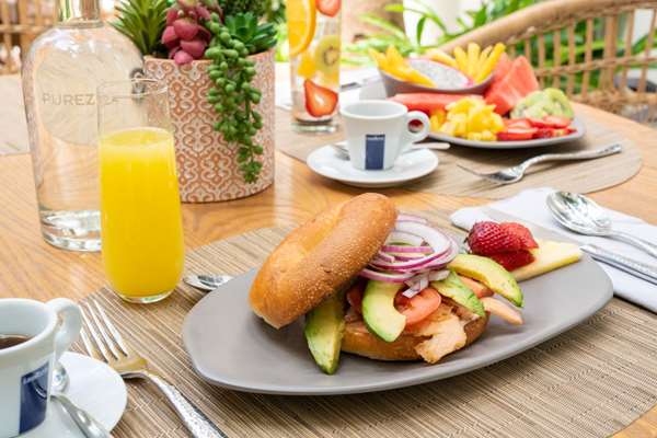 Restaurant - Balfour Hotel Miami Beach