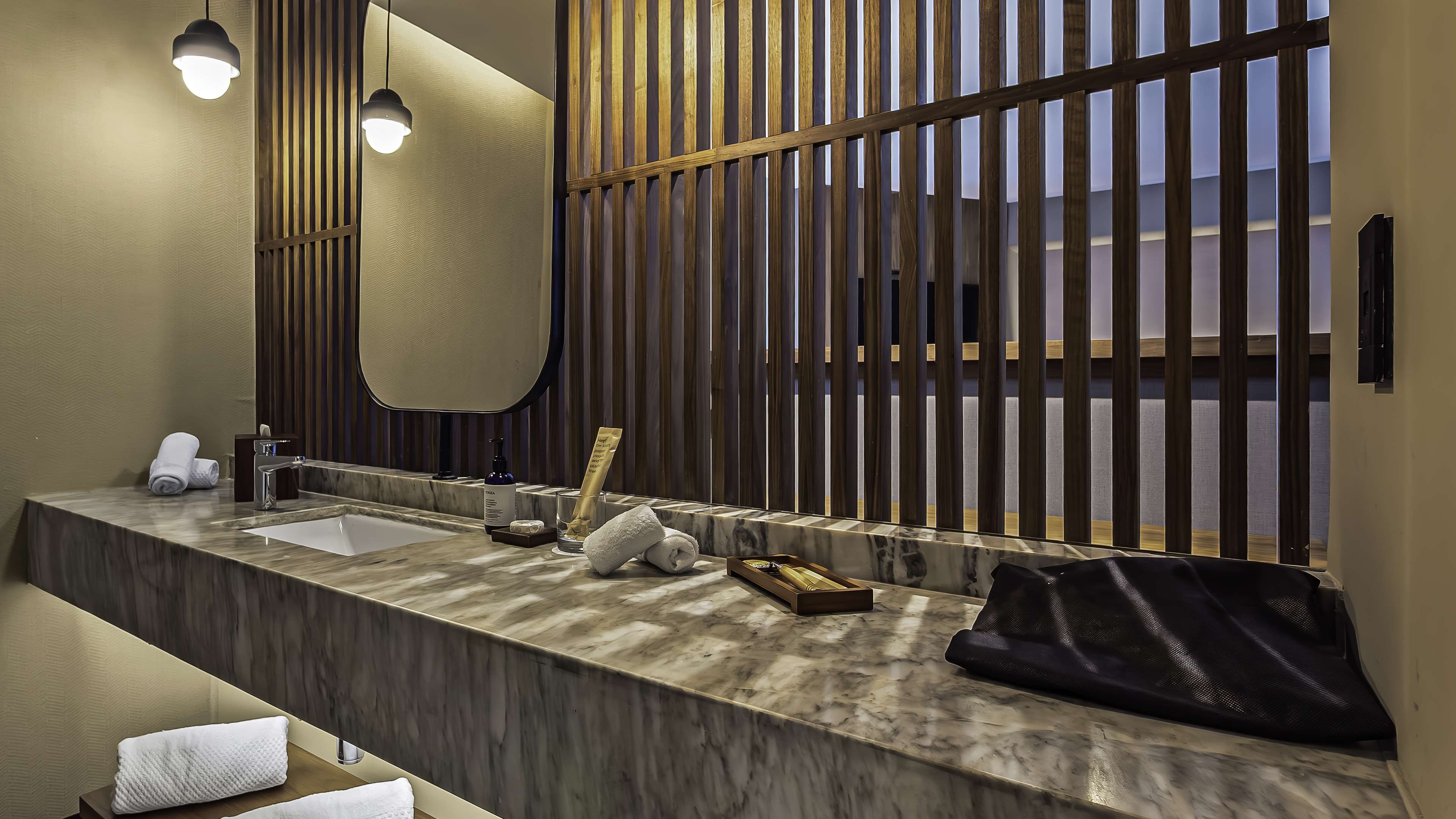 Hilton Queretaro Room Type - 1 KING BED