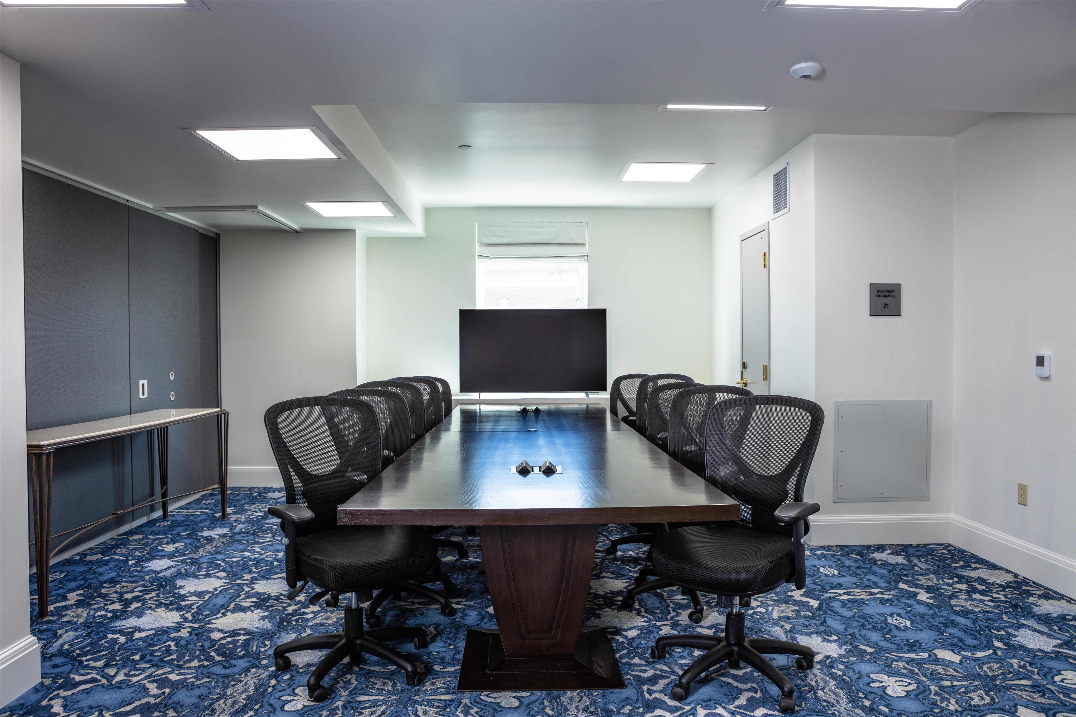 Meeting Room | The Yorktowne Hotel, Tapestry Collection by Hilton