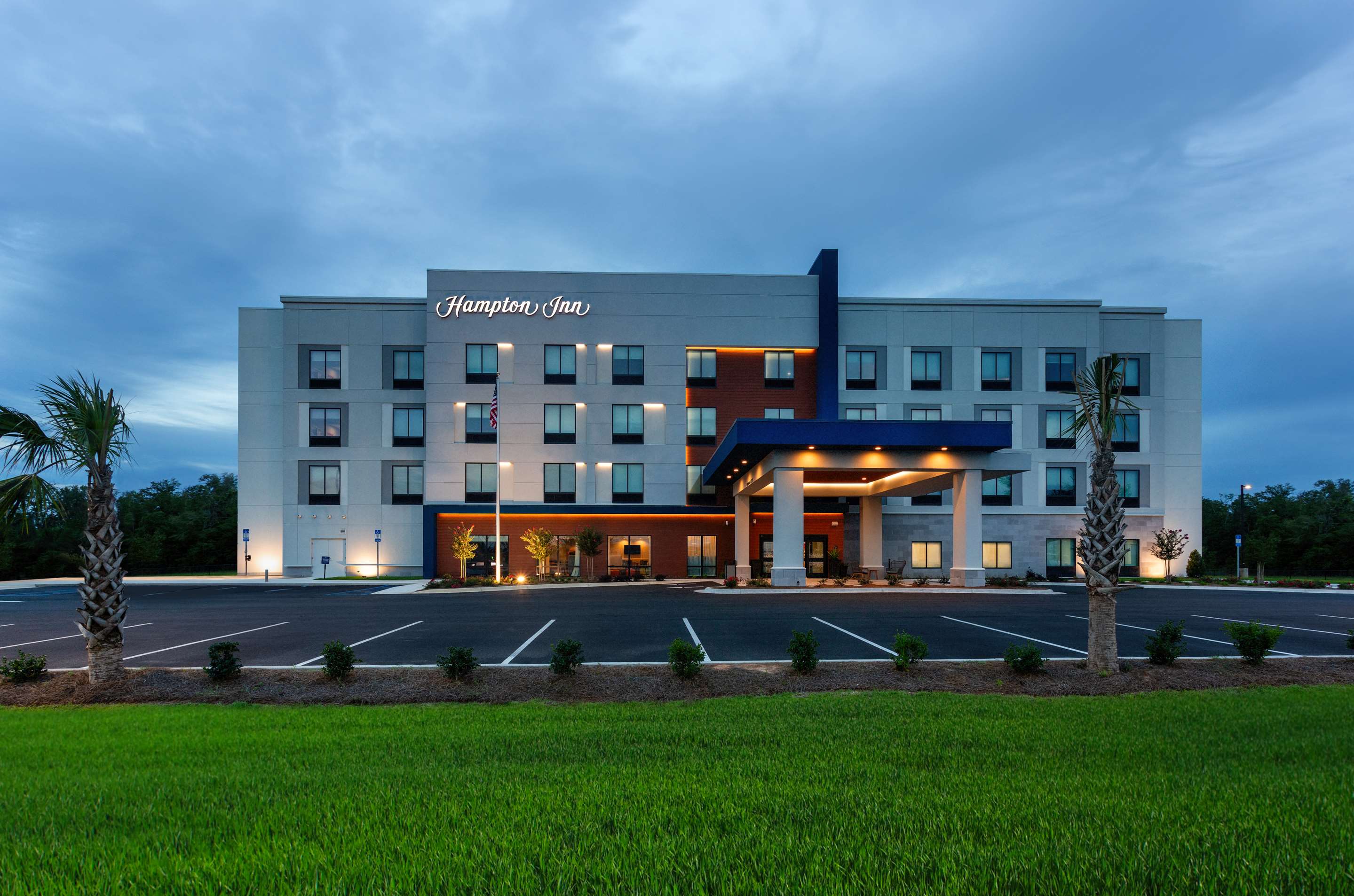 Exterior | Hampton Inn Marianna I-10
