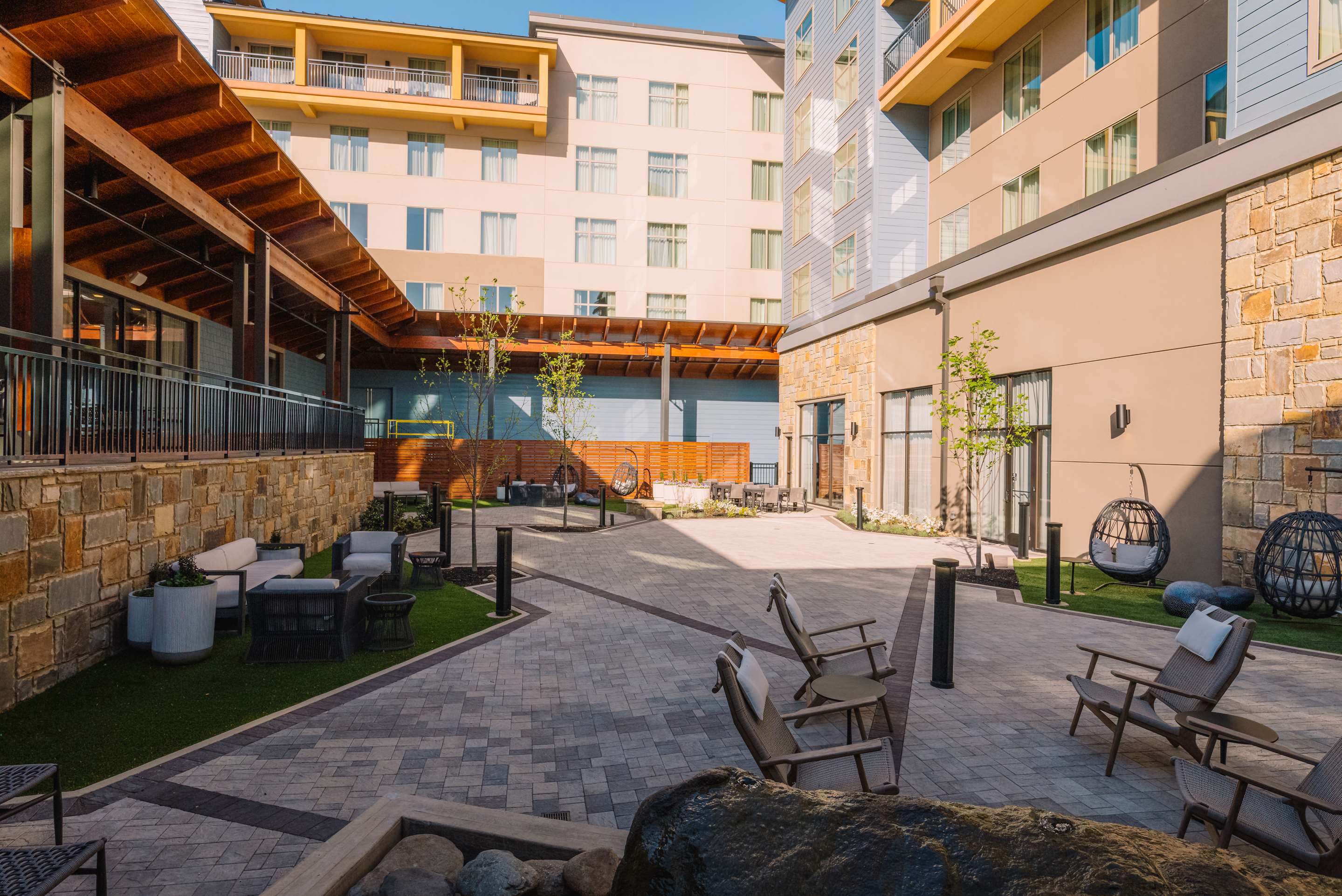 Exterior | Embassy Suites By Hilton Gatlinburg Resort