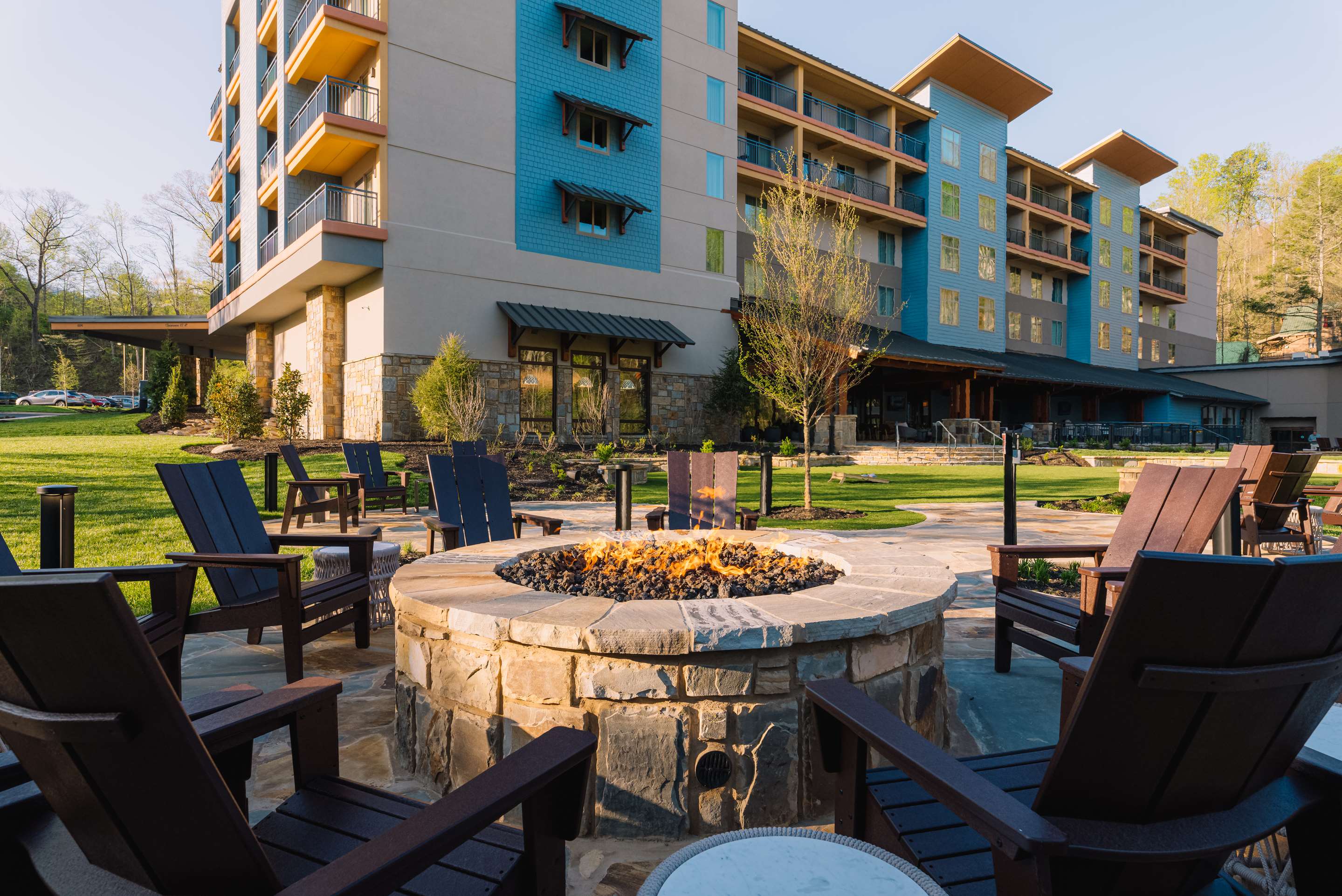 Exterior | Embassy Suites By Hilton Gatlinburg Resort