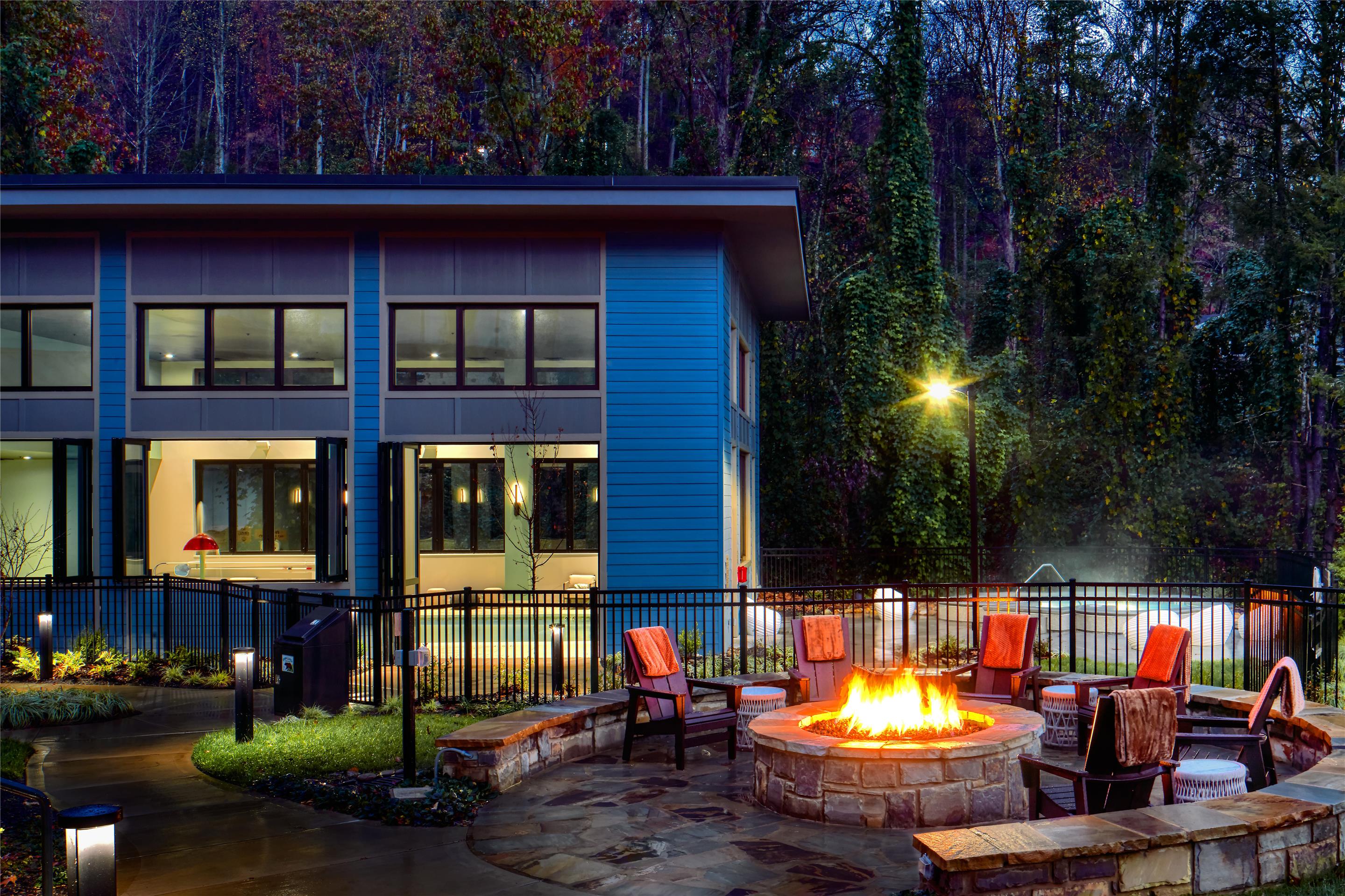 Exterior | Embassy Suites By Hilton Gatlinburg Resort