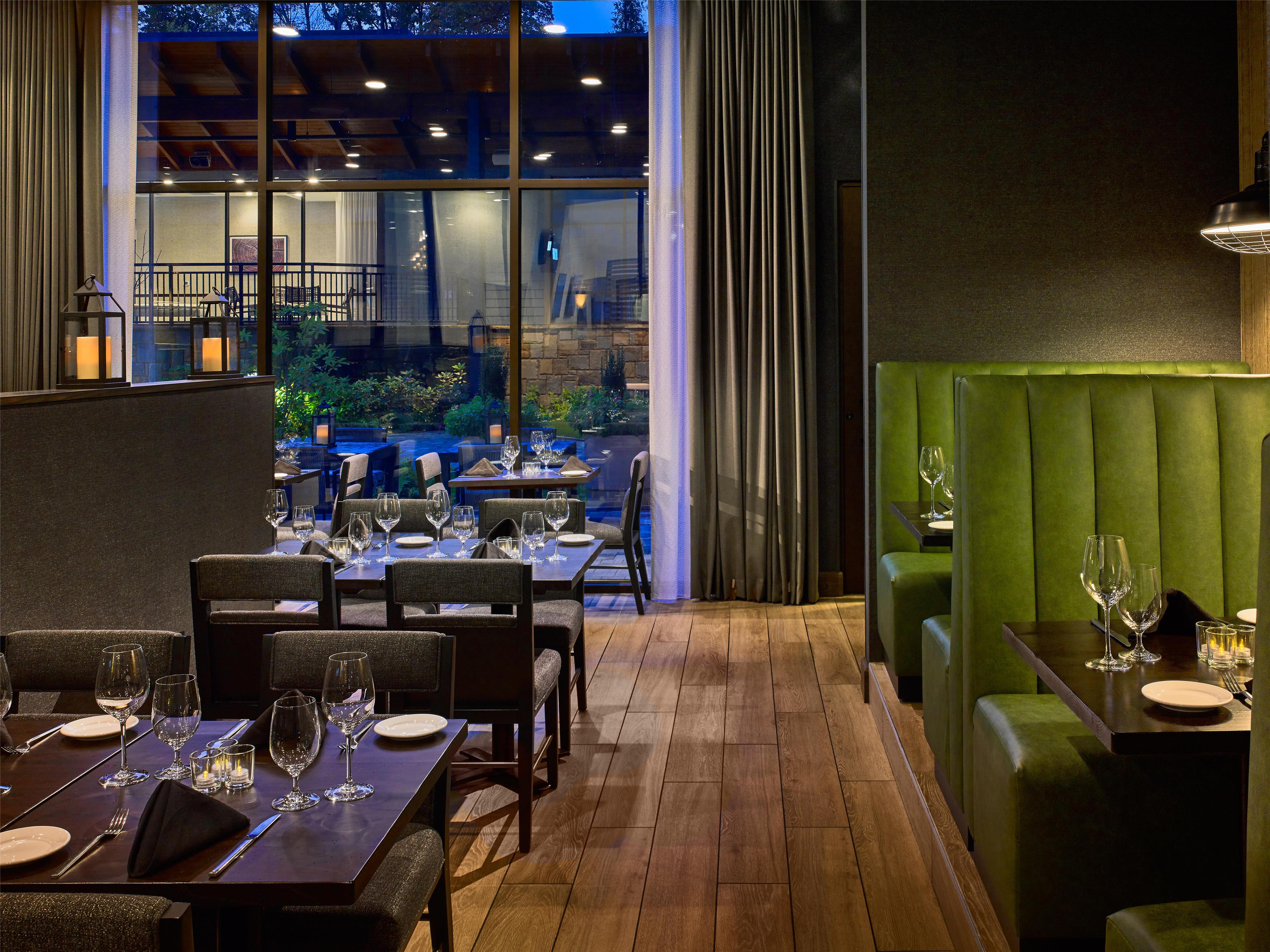 Restaurant | Embassy Suites By Hilton Gatlinburg Resort
