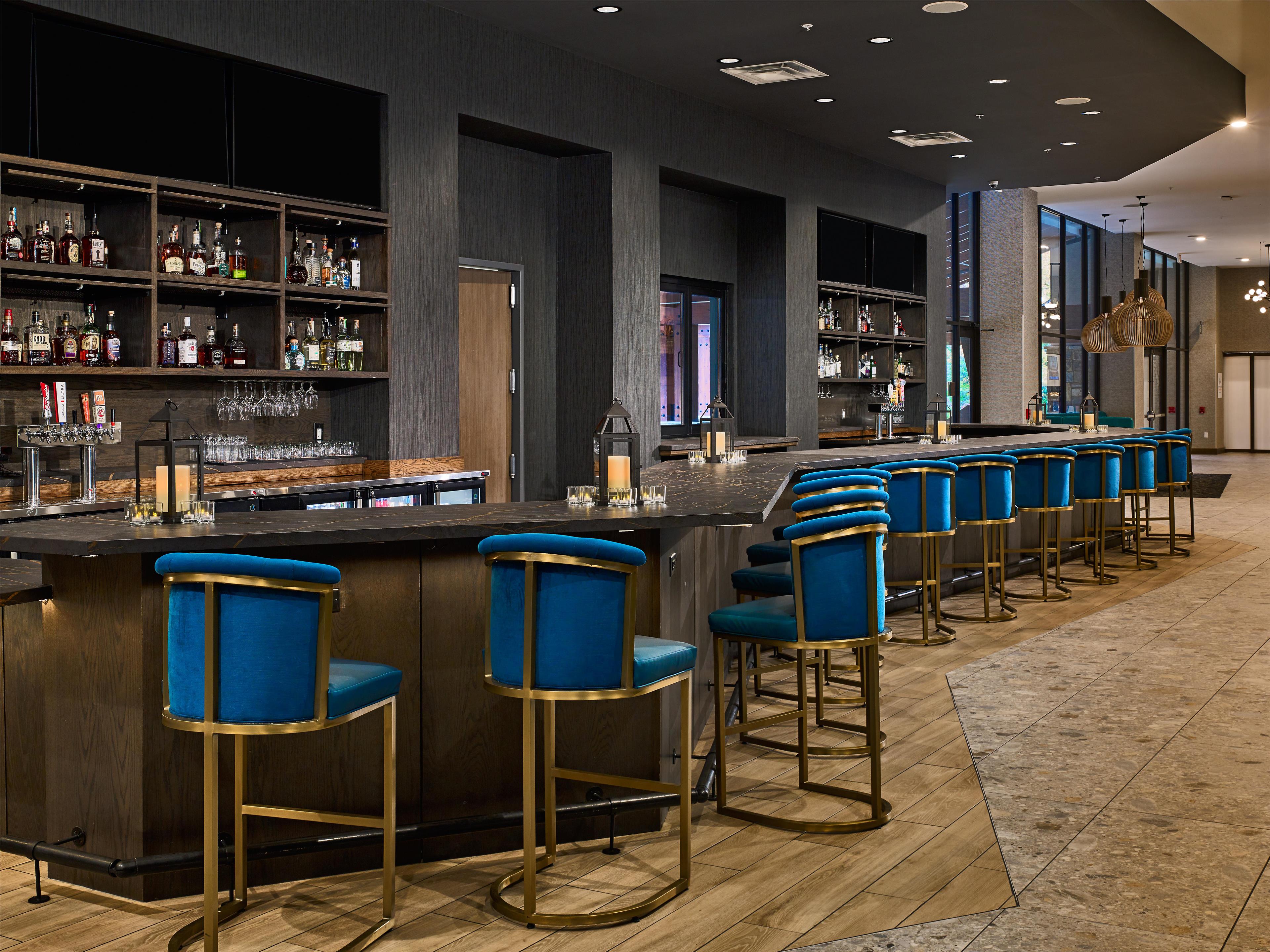 BarLounge | Embassy Suites By Hilton Gatlinburg Resort