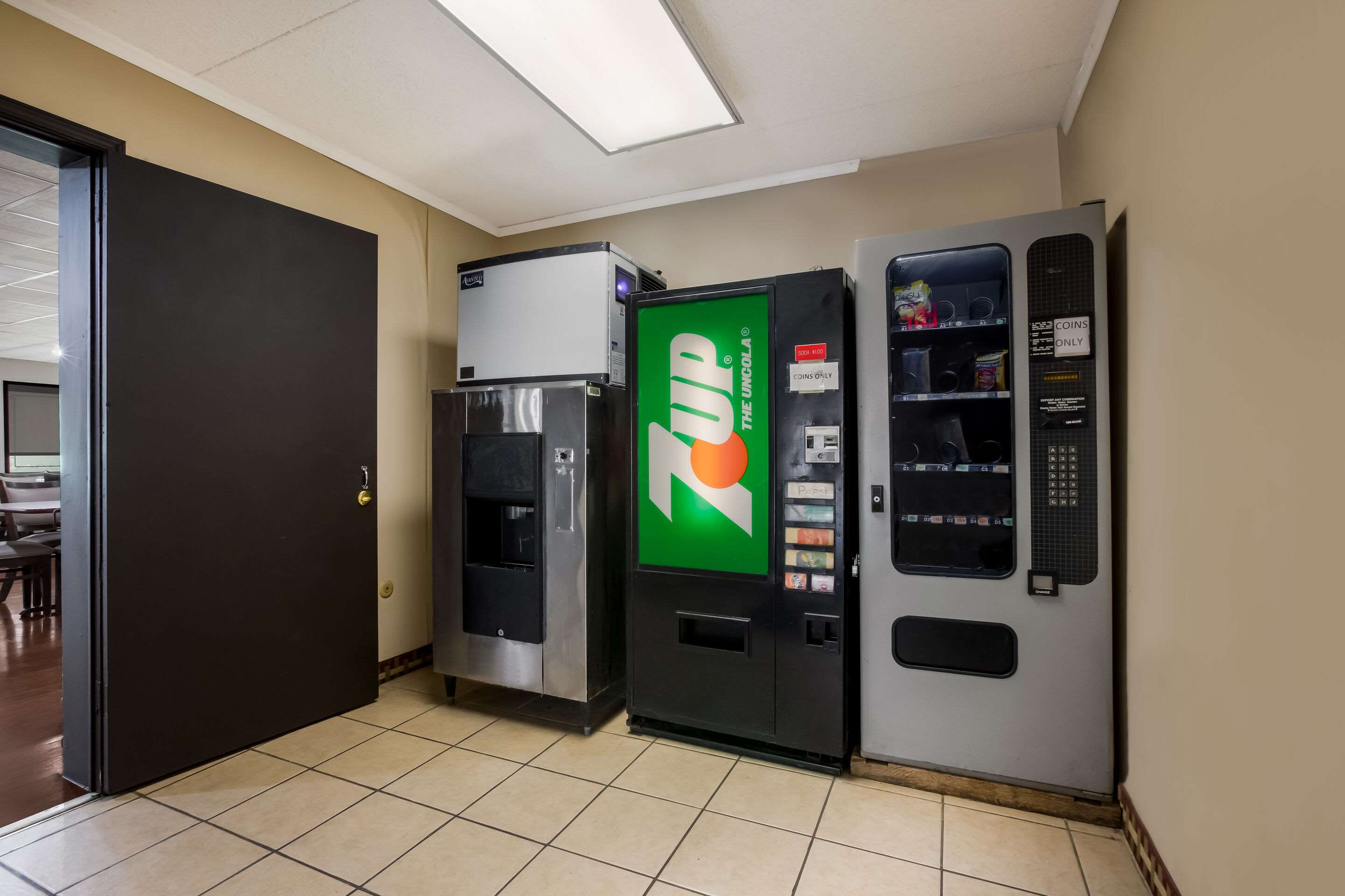 Hotel vending area