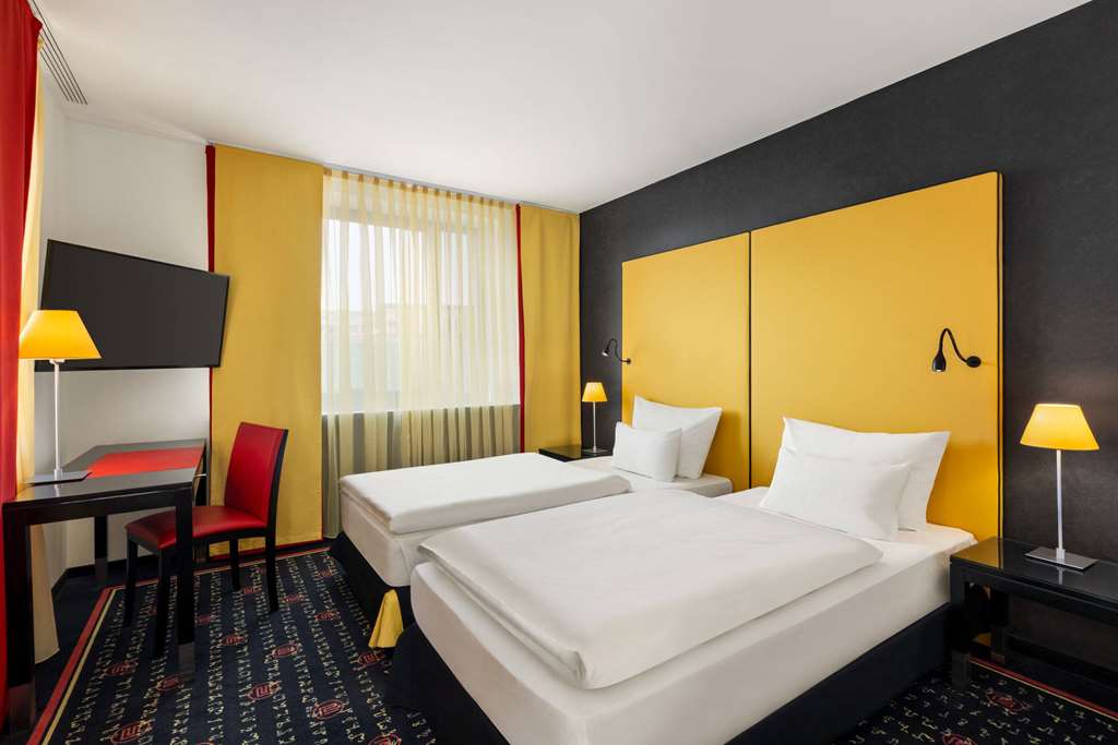 Vienna House Easy Pilsen-guestroom-Guest Room,Suite,On-Site.jpg