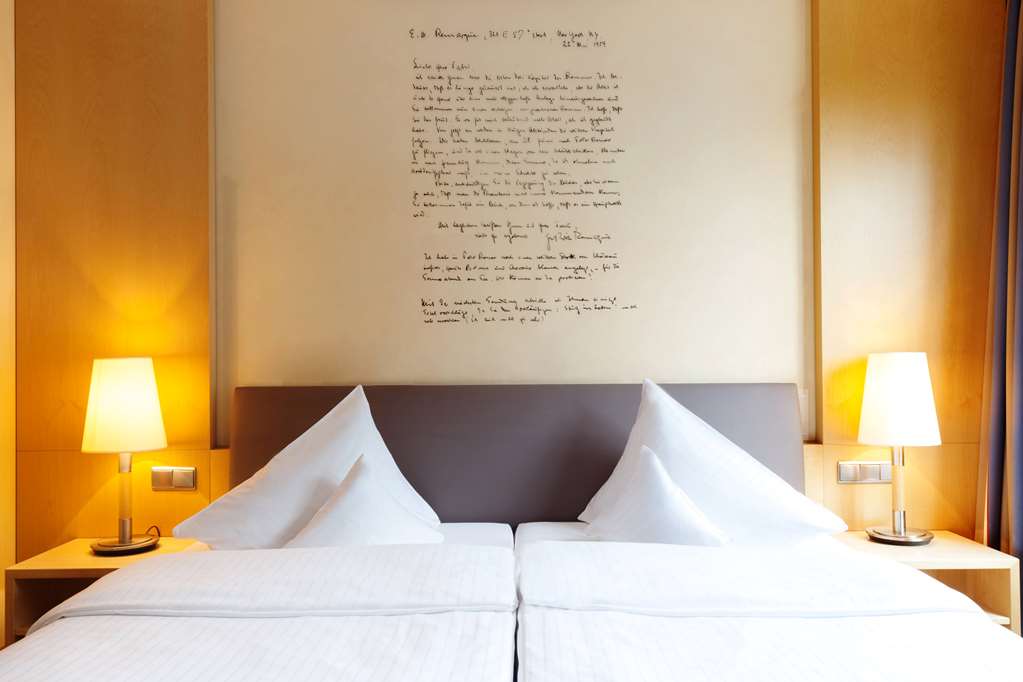 VIENNA HOUSE BY WYNDHAM REMARQUE OS-guestroom-Guest Room,On-Site.jpg