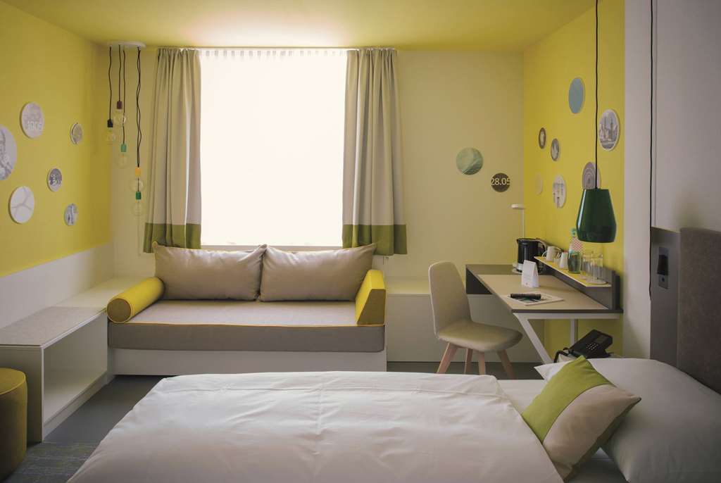 Vienna House Easy Landsberg-guestroom-Guest Room,On-Site.jpg