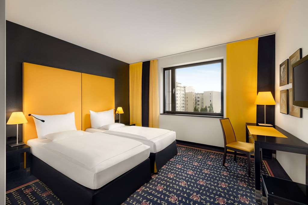 Vienna House Easy Katowice-guestroom-Guest Room,On-Site.jpg