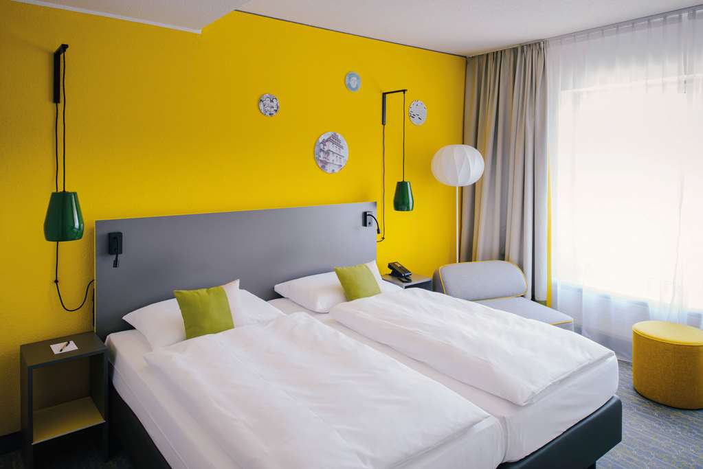 Vienna House Easy Coburg-guestroom-Guest Room,On-Site.jpg