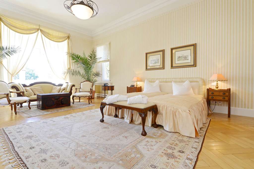HOTEL VILLA WESTERBERGE-guestroom-Guest Room,Suite,On-Site.jpg