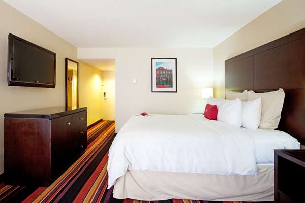  - Clarion Hotel & Conference Center New Orleans Airport Kenner