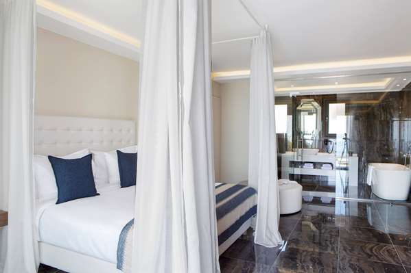Royal Villa 2-Bedroom Private Pool
