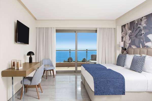 Executive Suite Sea View