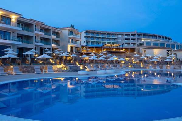 Ajul Luxury Hotel & Spa Resort, A Registry Collection Hotel