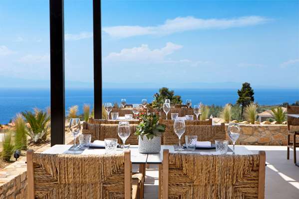 Ajul Luxury Hotel & Spa Resort, A Registry Collection Hotel