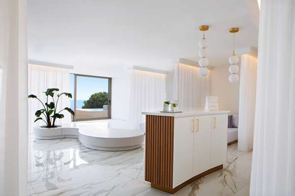 Ajul Luxury Hotel & Spa Resort, A Registry Collection Hotel