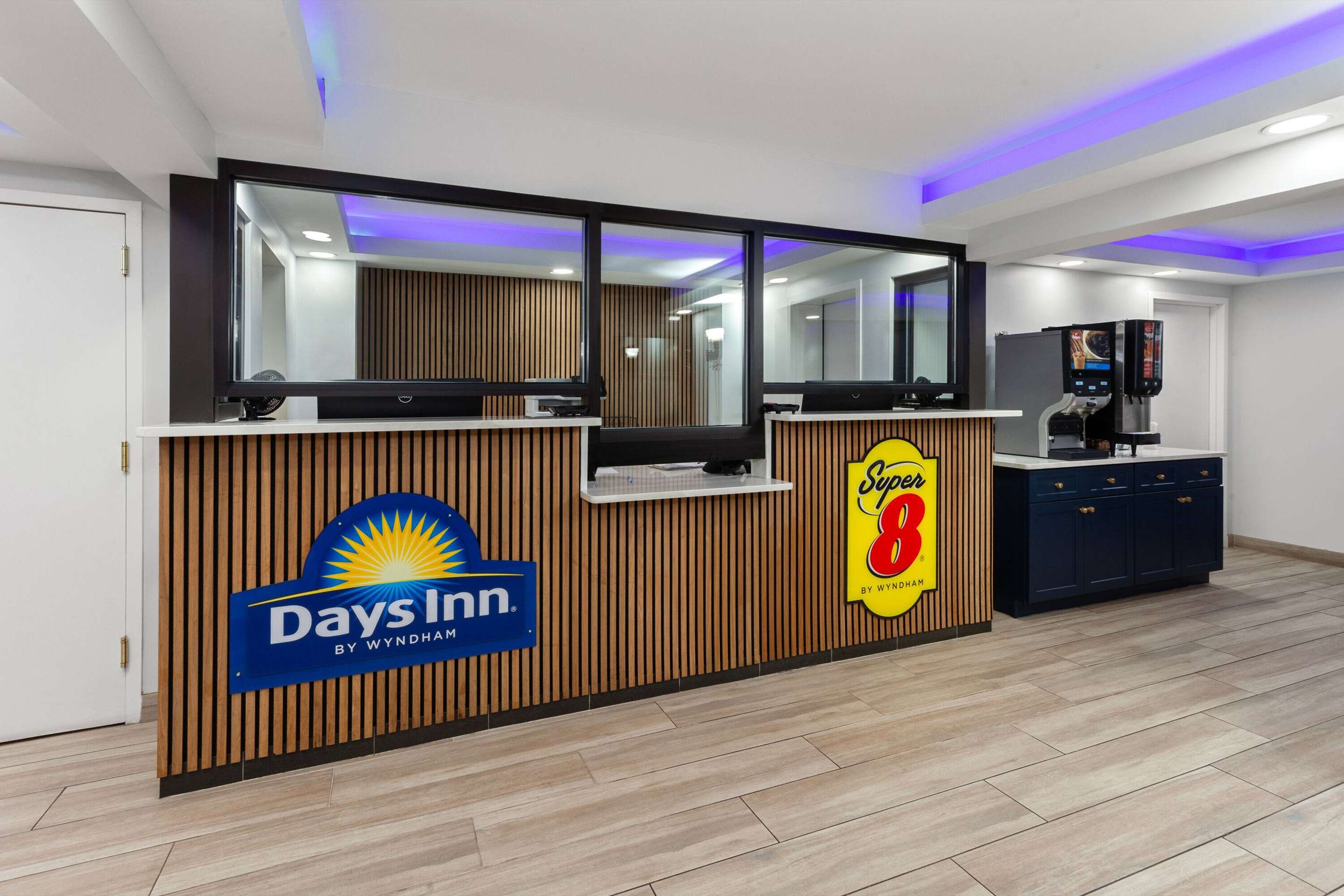 Reception | Super 8 By Wyndham Baltimore Northwest