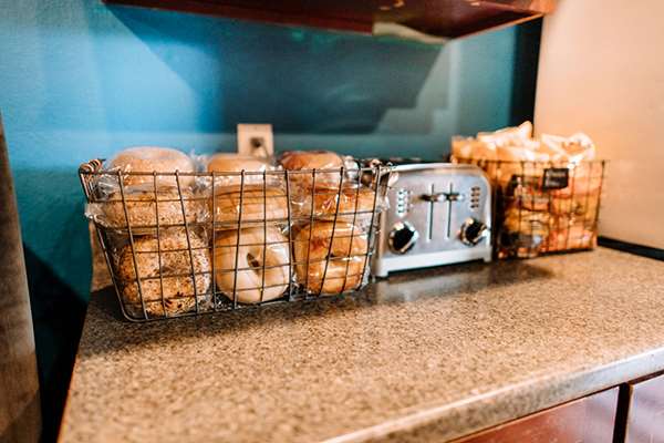 Amenities - Maverick Hotel Eugene