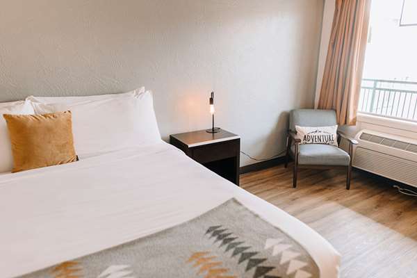  - Maverick Hotel Eugene