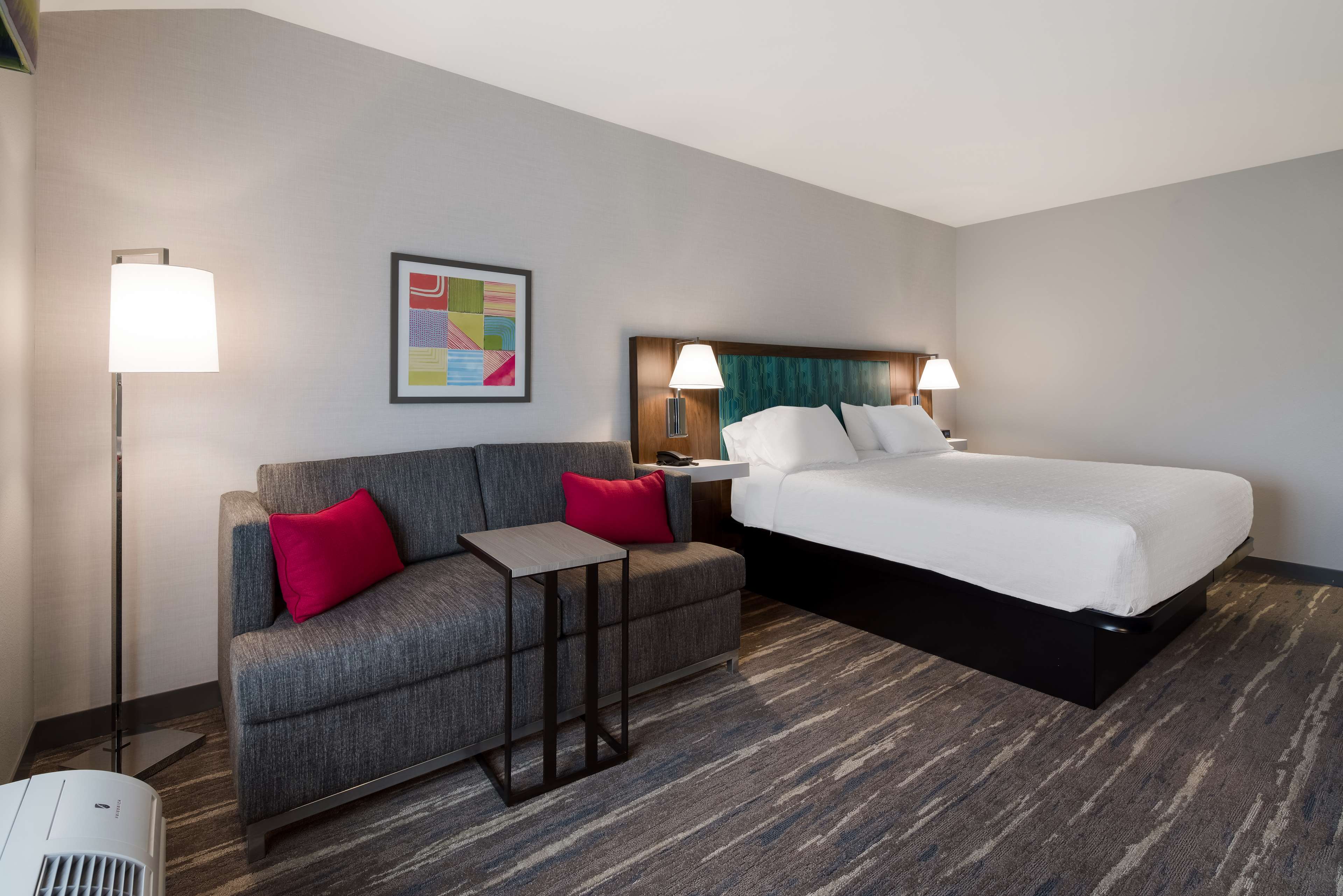 Hampton Inn by Hilton Concord Room Type - KING WITH SOFABED
