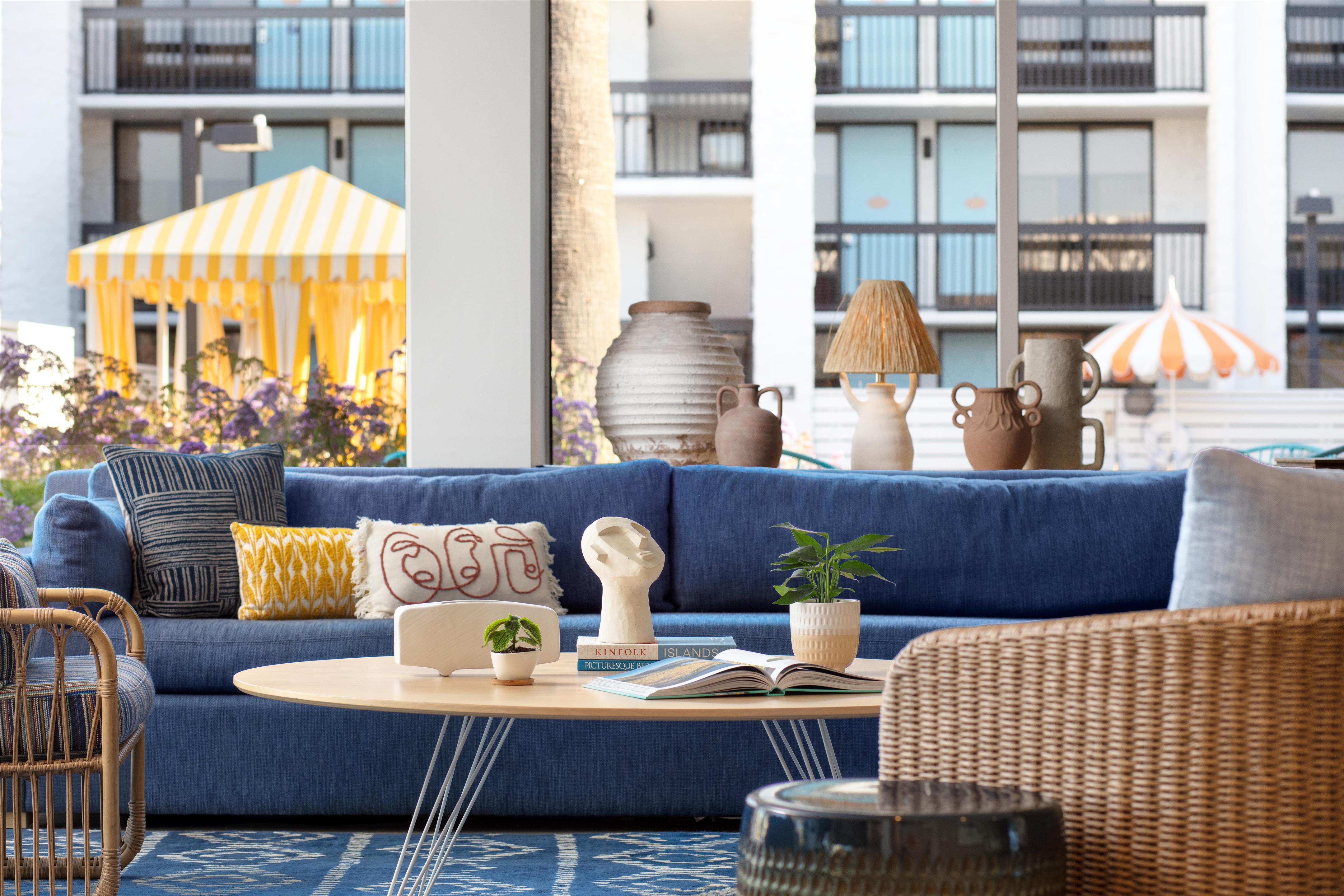 Lobby | Avatar Hotel Santa Clara, Tapestry Collection by Hilton