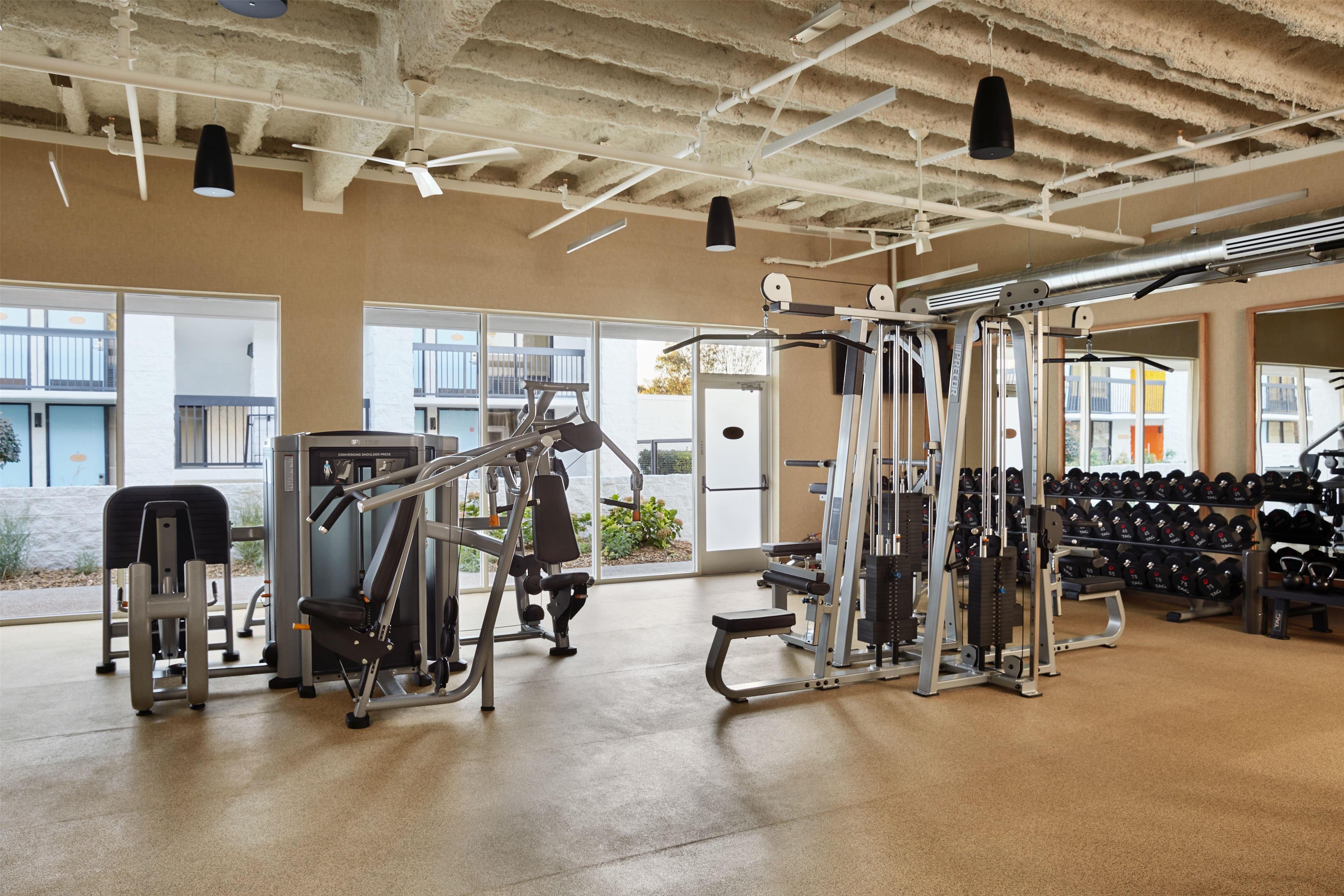 Health club fitness center gym | Avatar Hotel Santa Clara, Tapestry Collection by Hilton