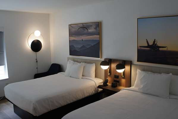  - La Quinta Inn & Suites Manchester