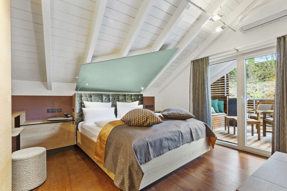 Hotel Landschloss Fasanerie-guestroom-Guest Room,Suite,On-Site.jpg