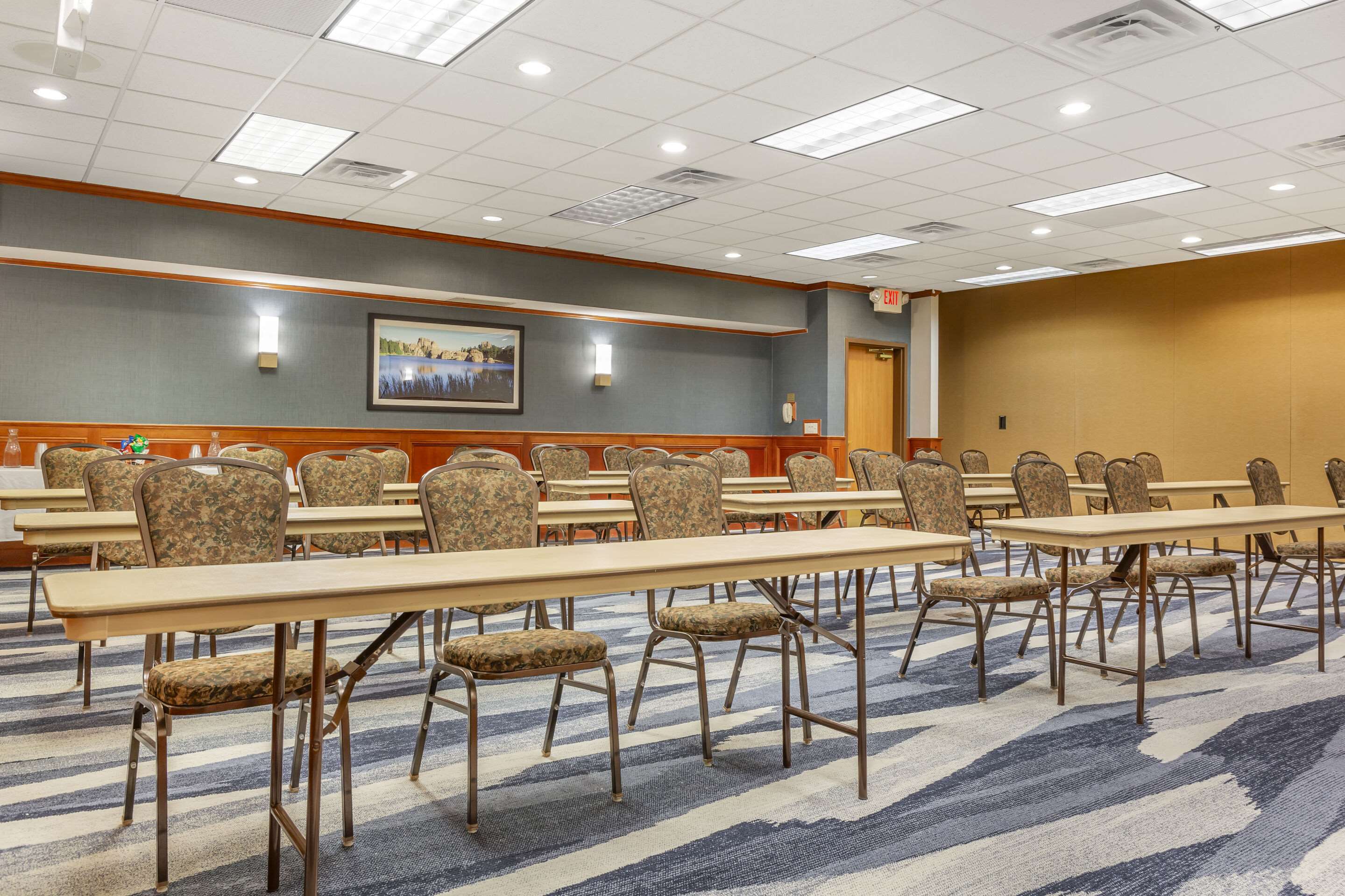 Meeting room | Comfort Inn & Suites Rapid City near Mt. Rushmore